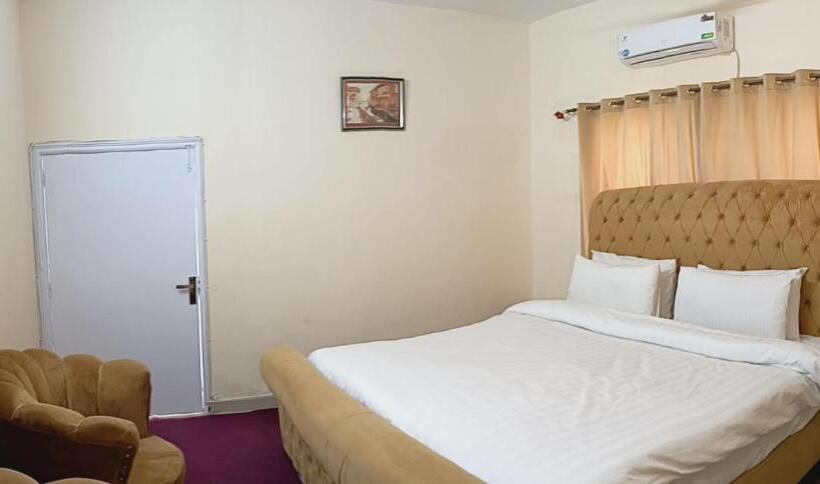 پانسیون City Light Guest House