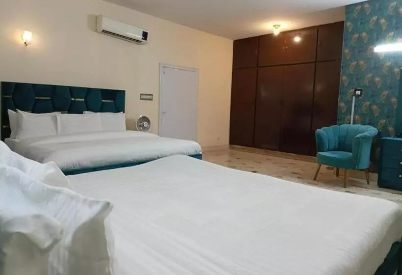 پانسیون City Light Guest House