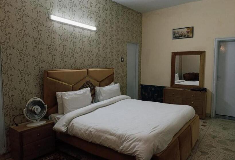 پانسیون City Light Guest House