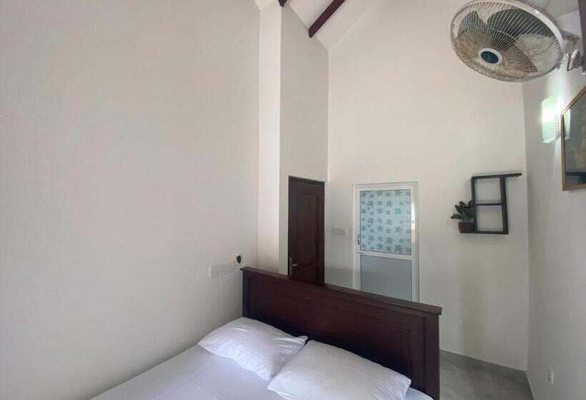 Pension (Hôtel basse catégorie) Irin S Beach Lodging