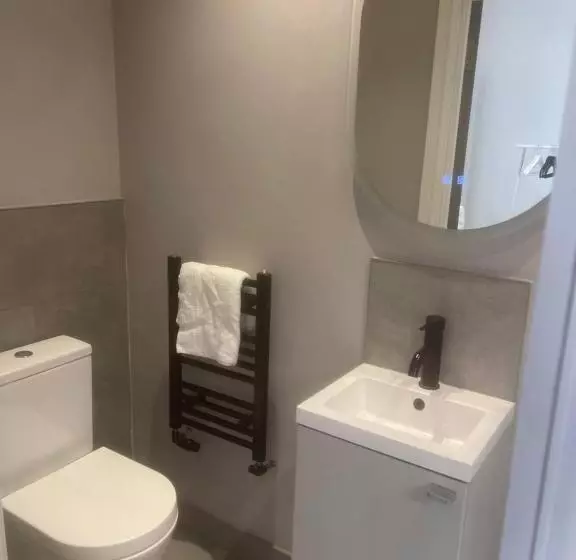 Majatalo Luxury En Suite In Modern House