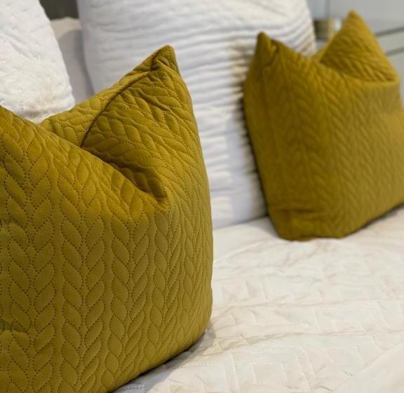 펜션 Luxury En Suite In Modern House