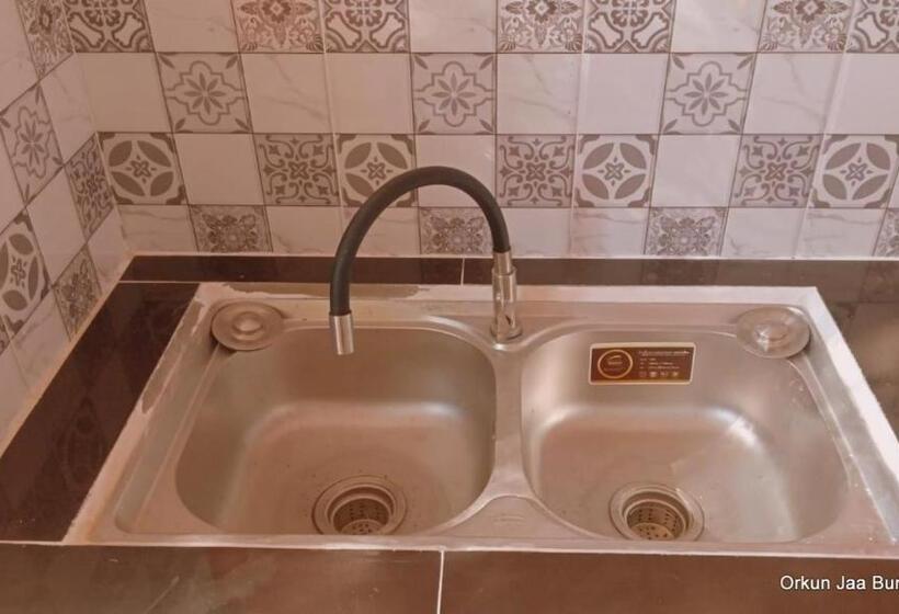 پانسیون Orkun Jaa Bungalow