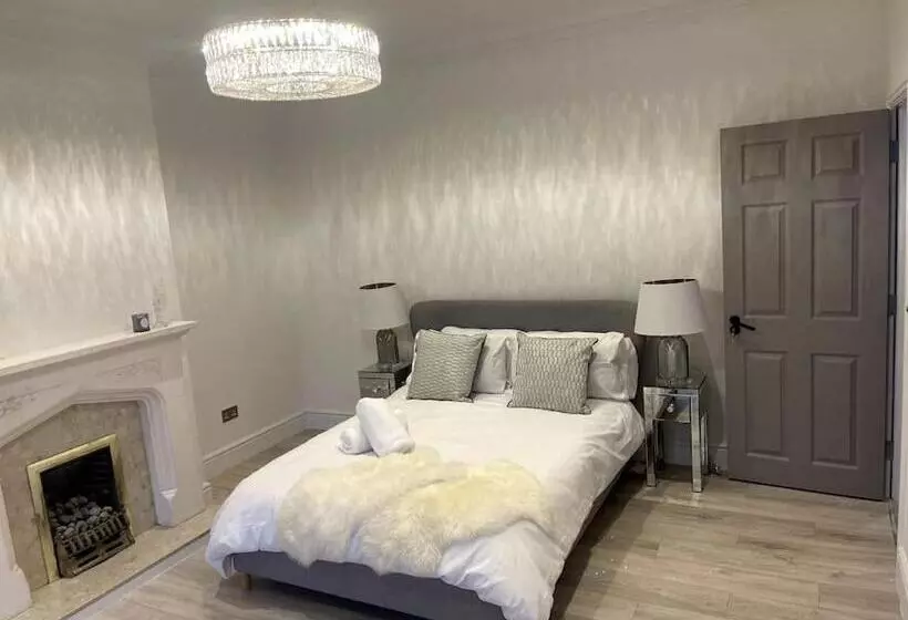 ペンション Stylish King Size Room In Modern Renovated House