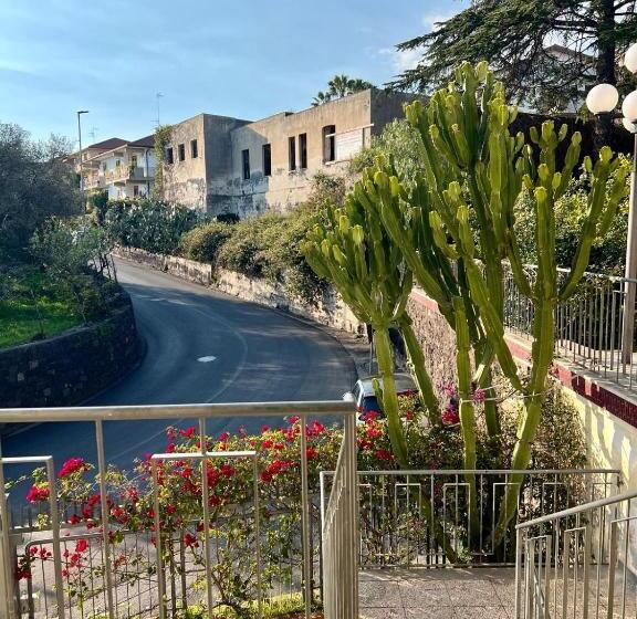 پانسیون Villa Jole Faraglioni Acitrezza