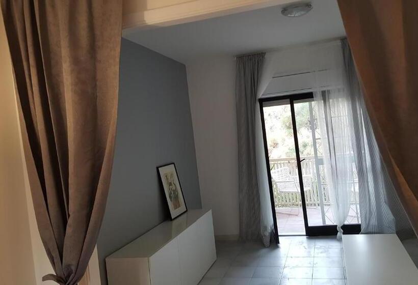 پانسیون Villa Jole Faraglioni Acitrezza