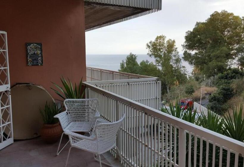 پانسیون Villa Jole Faraglioni Acitrezza