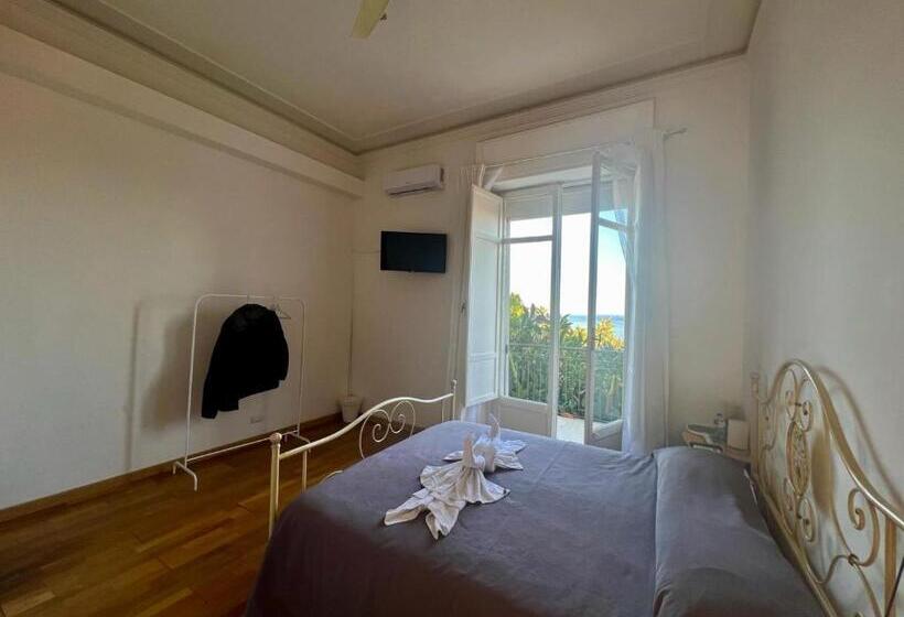 پانسیون Villa Jole Faraglioni Acitrezza