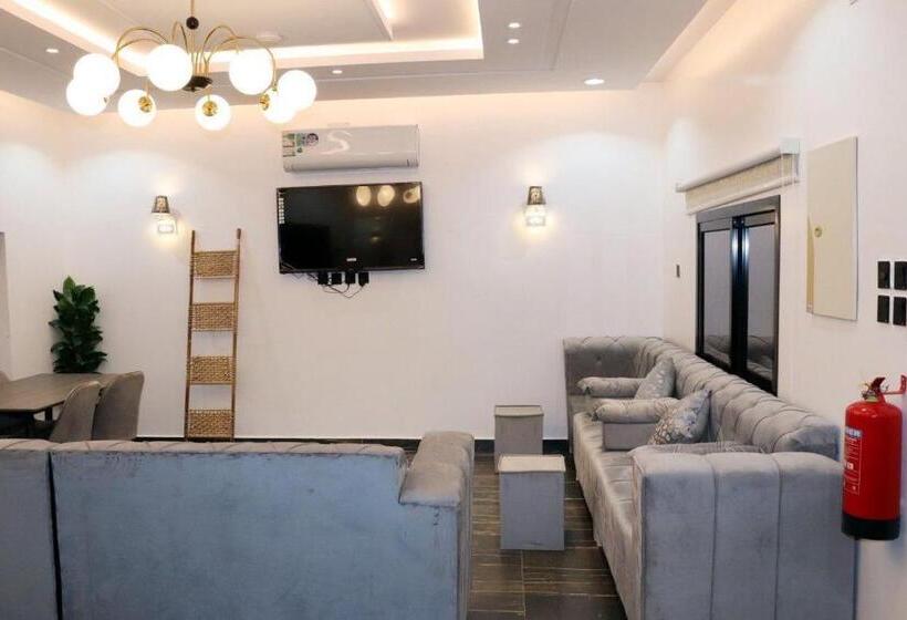 Resort نيلوفر بيتي