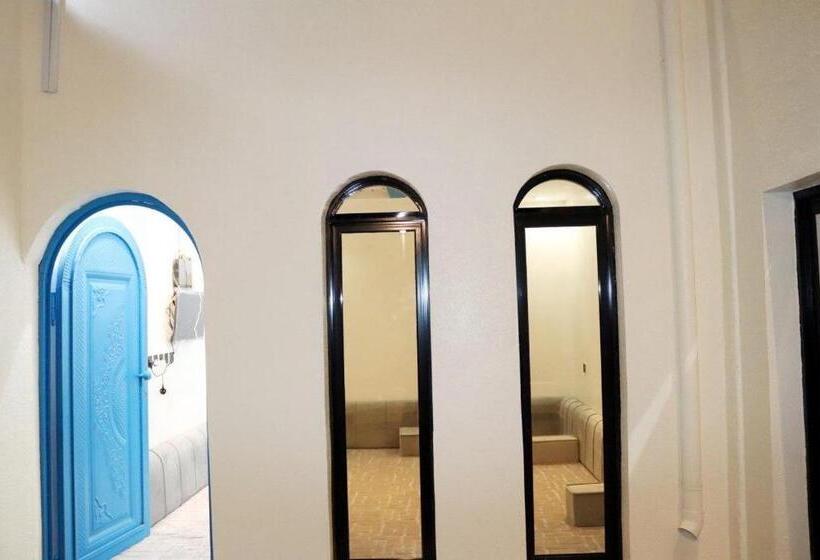 Resort نيلوفر بيتي