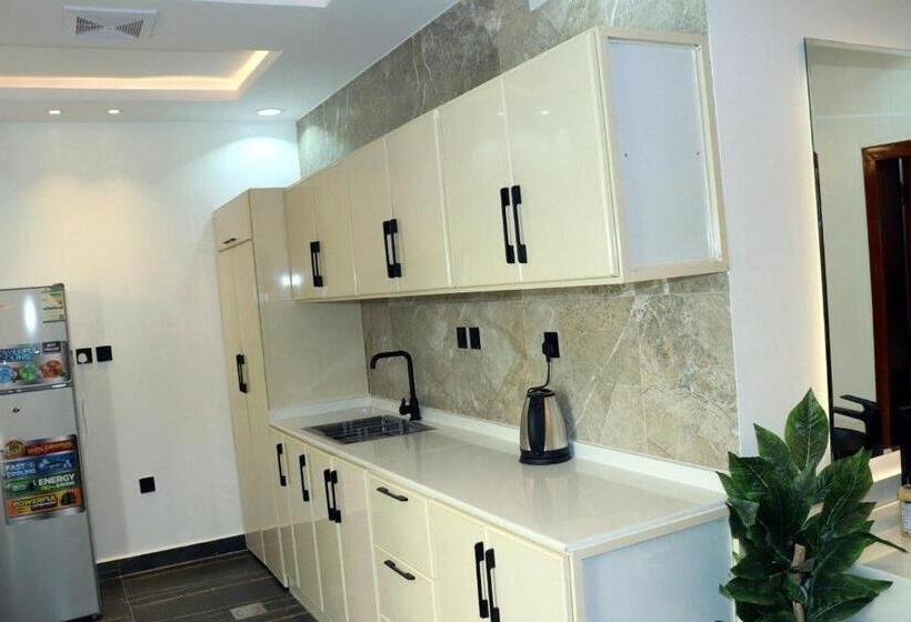 Resort نيلوفر بيتي