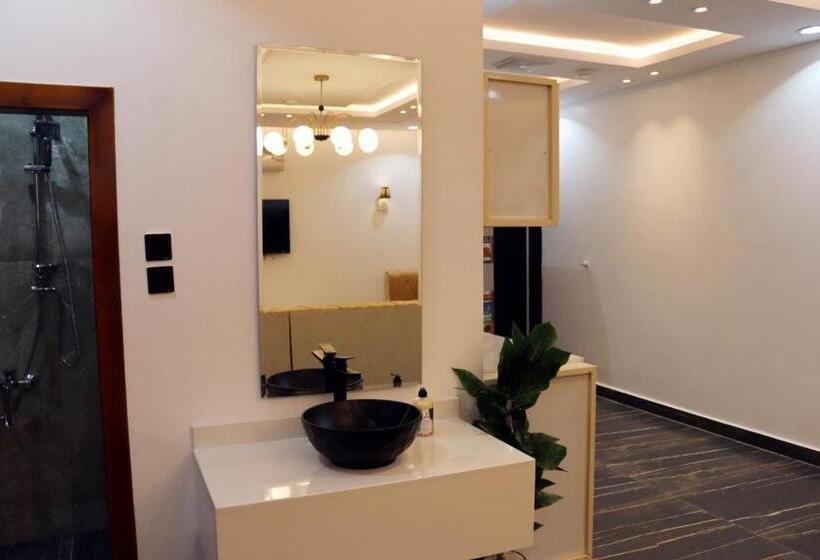 Resort نيلوفر بيتي