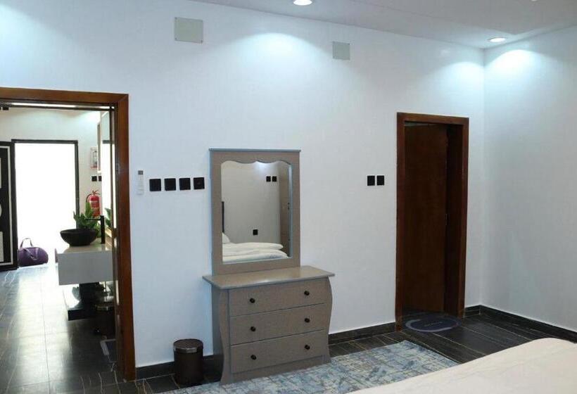 Resort نيلوفر بيتي