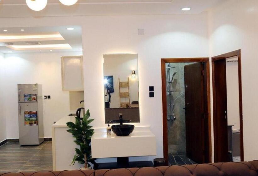 Resort نيلوفر بيتي