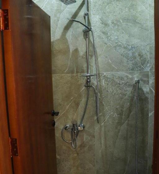 Resort نيلوفر بيتي