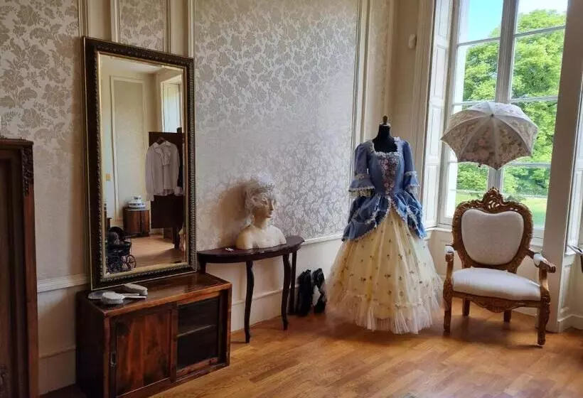 ベッドアンドブレックファースト Chateau Le Plessis