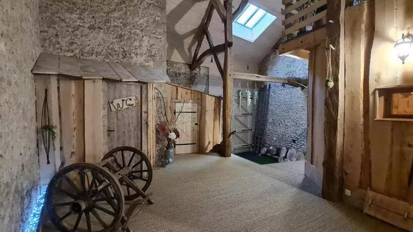 Aamiaismajoitus (B&B) La Cabane Et Spa Chez Jules