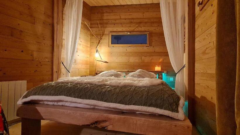 مبيت وإفطار La Cabane Et Spa Chez Jules