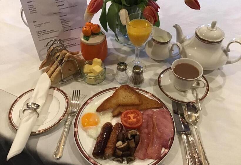 ベッドアンドブレックファースト The Old Merchants House   The Vettriano Room