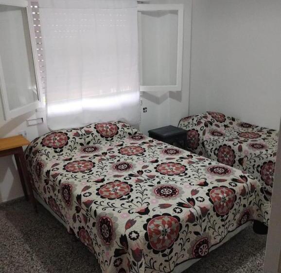 酒店 Almirante Brown 49