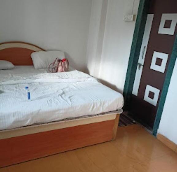 בית מלון כפרי Holiday Pride Aurangabad