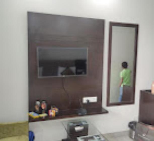 호텔 Madhav Muskan Residency , Mathura