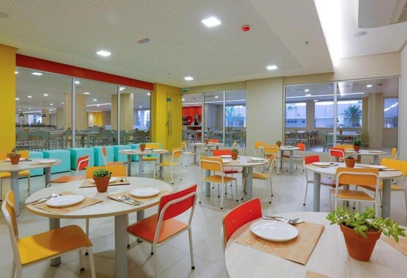 هتل Mery Alissan Correa