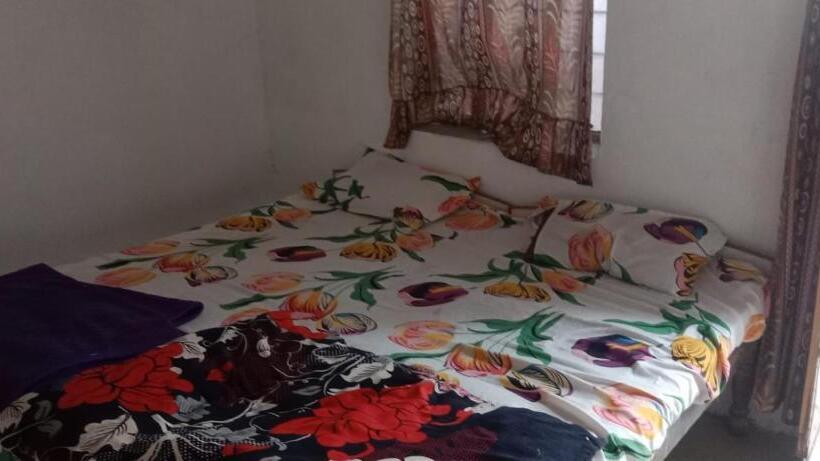 호텔 New Raj Palace