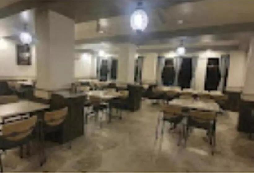 ホテル Pritam Palace , Dhule