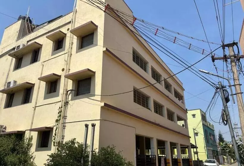 Hotelli The Grand Hospitality