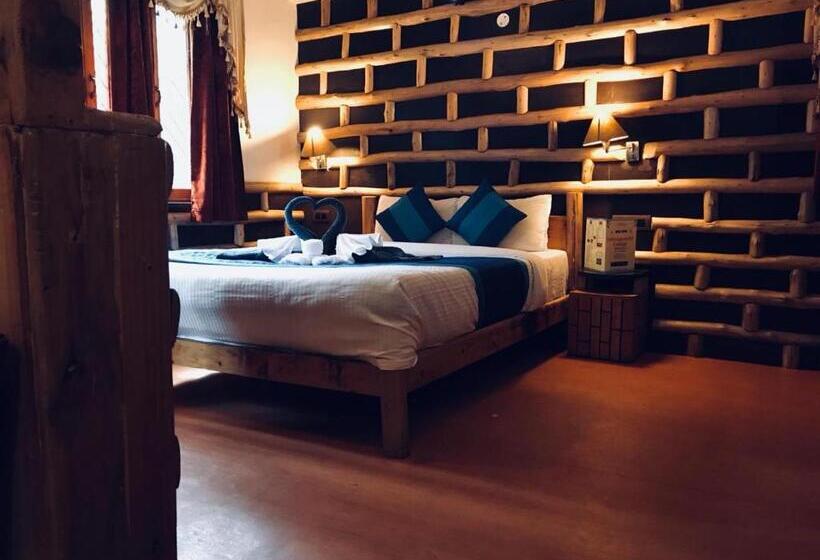 Отель The King Sky Resort