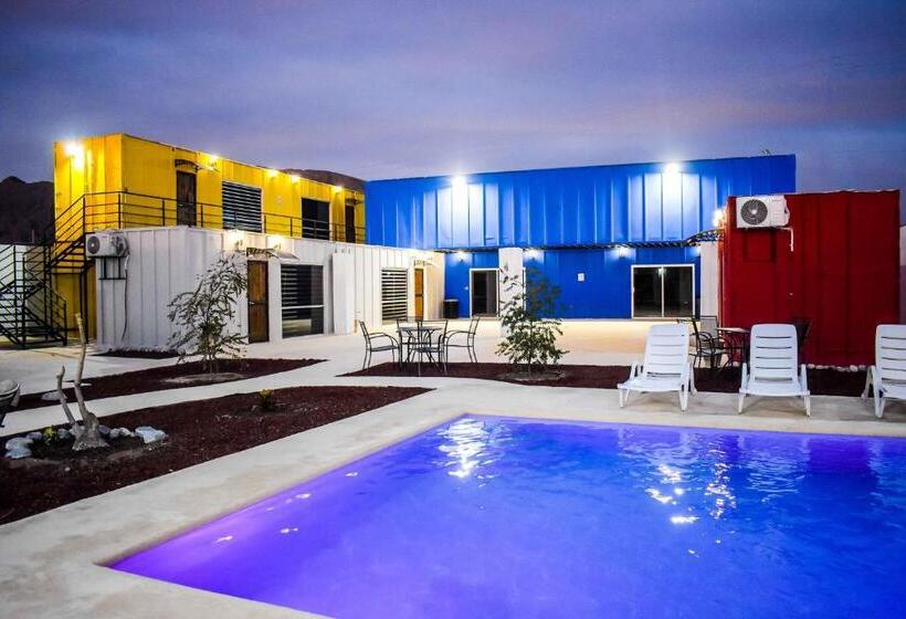 هتل Vagón Resort