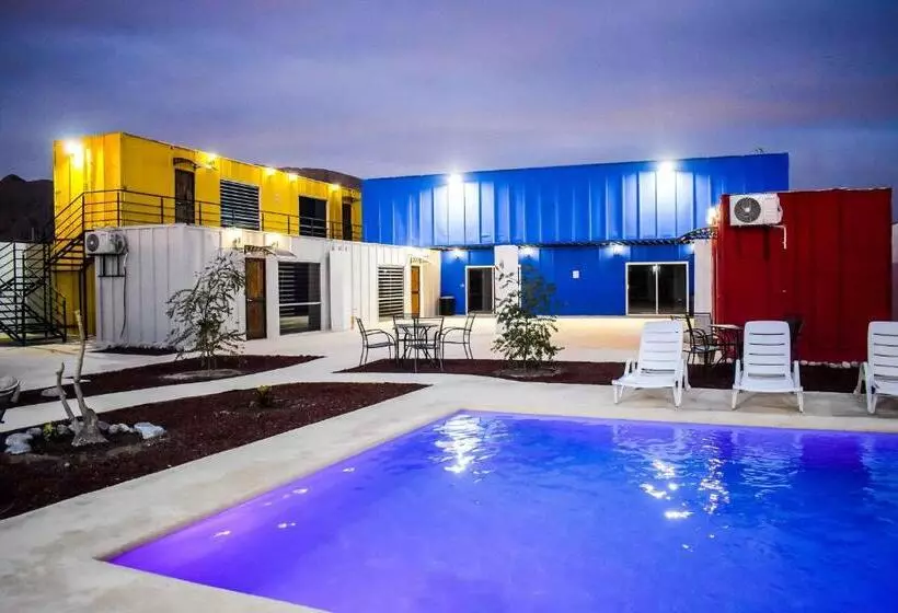 Hotelli Vagón Resort