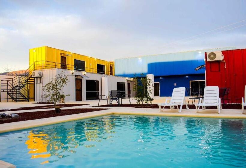 هتل Vagón Resort