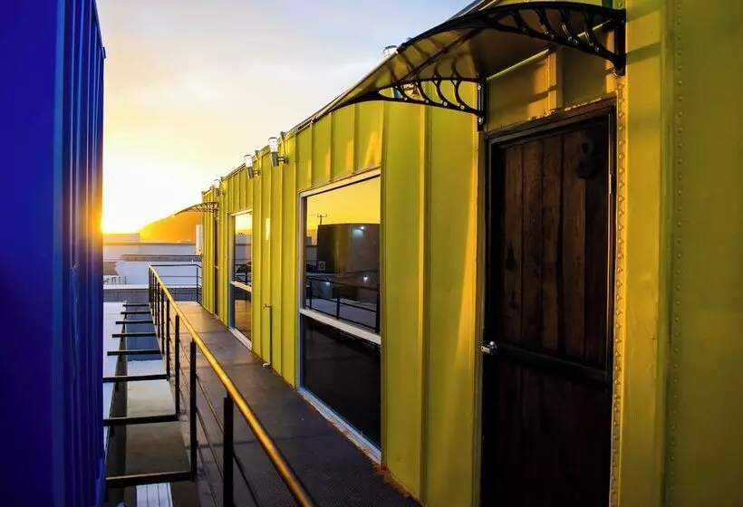 Hotelli Vagón Resort