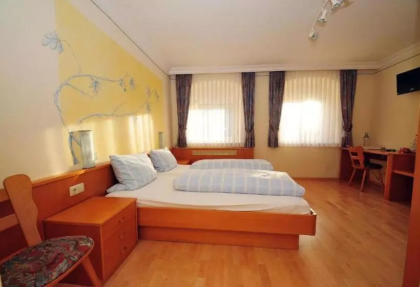 ホテル Wallfahrtswirt