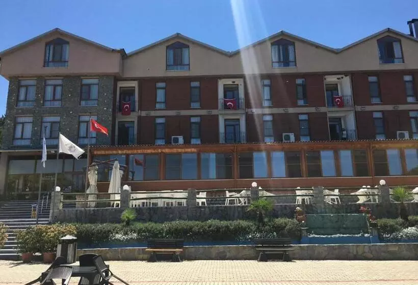 Kazdağ Göknar Otel