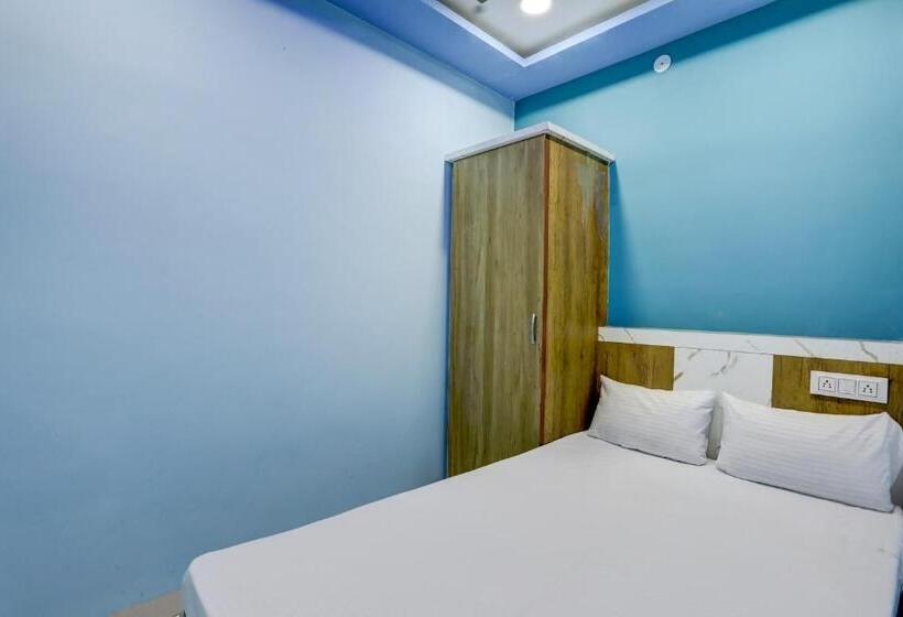 Oyo Hotel Ronak Place