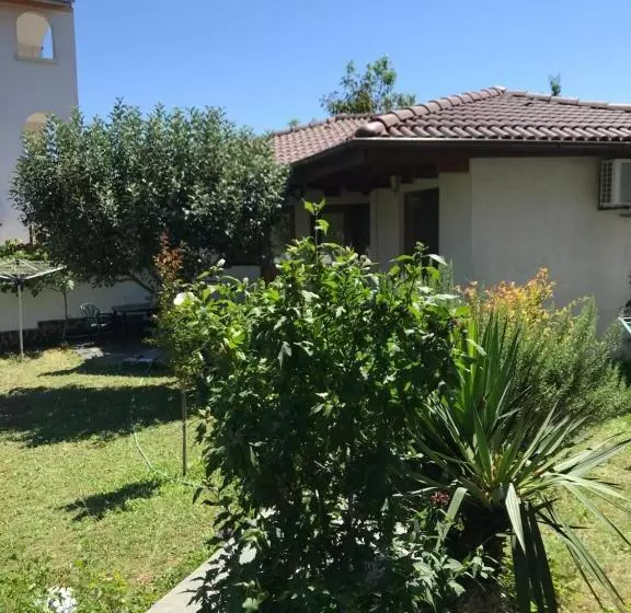 پانسیون къща за гости мария гроздева