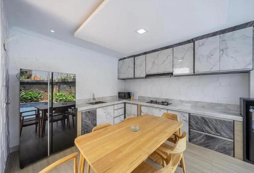 פנסיון Aditya Guesthouse Canggu