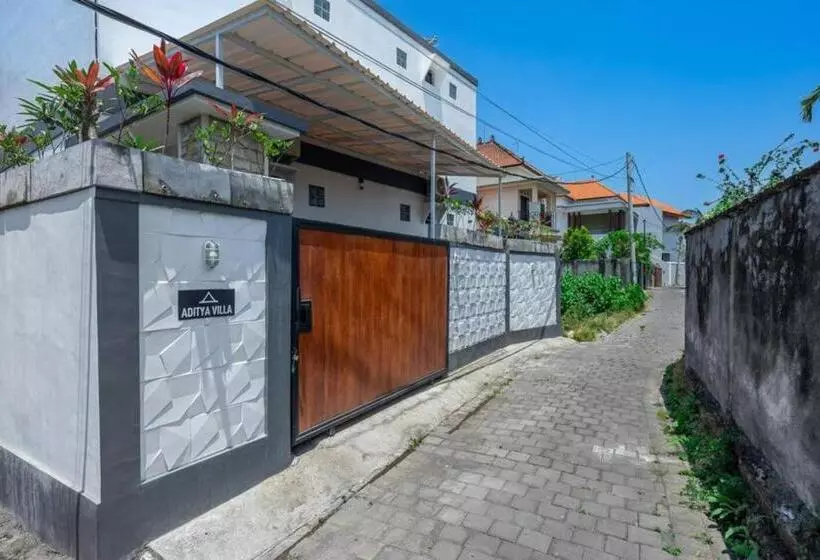 ペンション Aditya Guesthouse Canggu