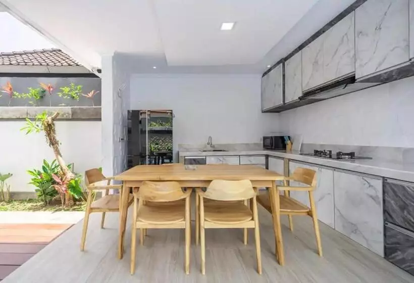 ペンション Aditya Guesthouse Canggu