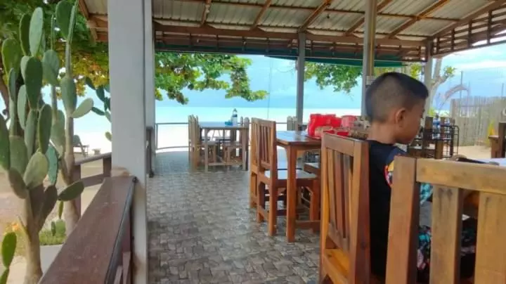 ペンション Nadan Beach House