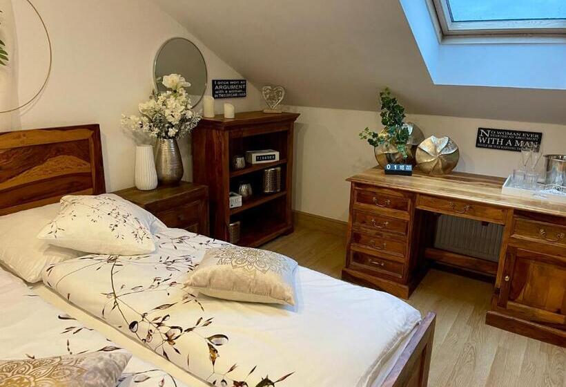 膳宿费 Statek U Kapličky