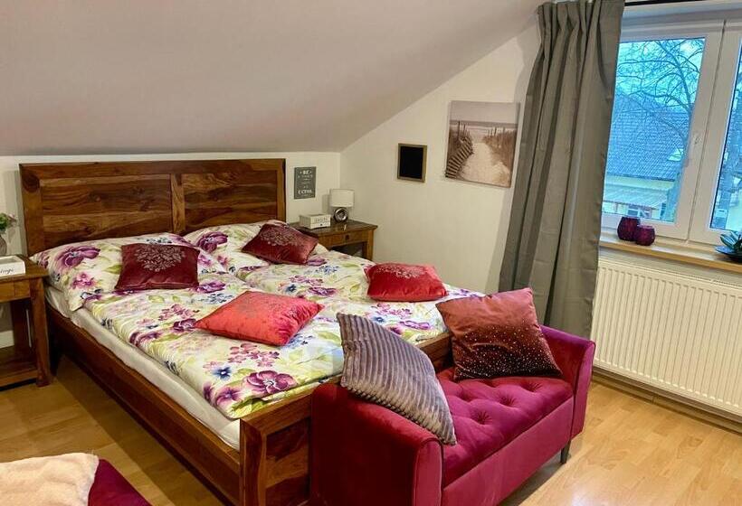 膳宿费 Statek U Kapličky