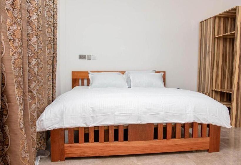 Sannak Hotel Limited