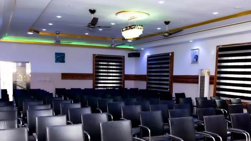 Sannak Hotel Limited