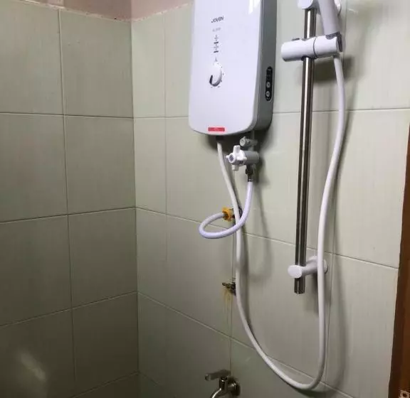 A & Z Roomstay