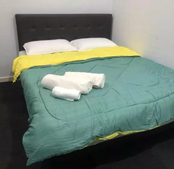 A & Z Roomstay
