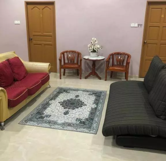 A & Z Roomstay